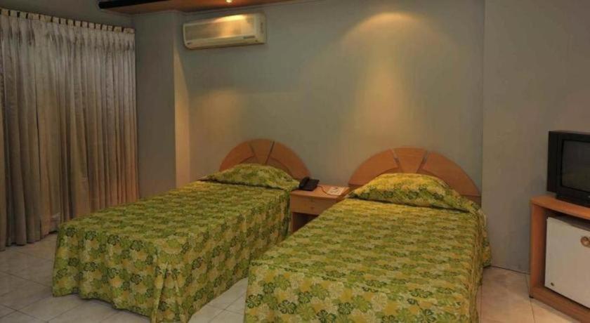 Hotel Tower Inn, Chittagong Dış mekan fotoğraf
