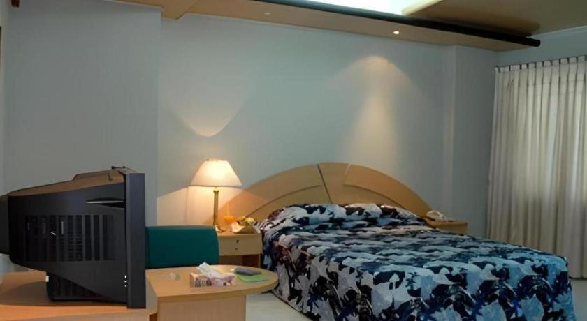 Hotel Tower Inn, Chittagong Dış mekan fotoğraf