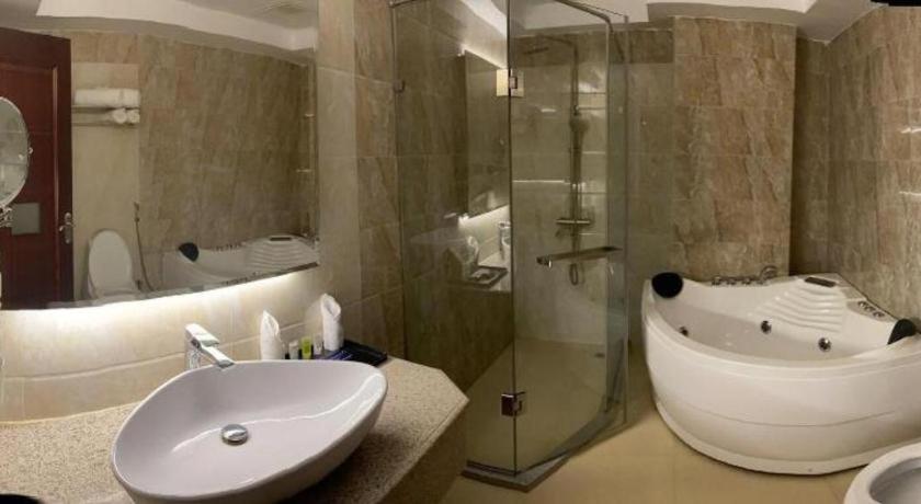 Hotel Tower Inn, Chittagong Dış mekan fotoğraf